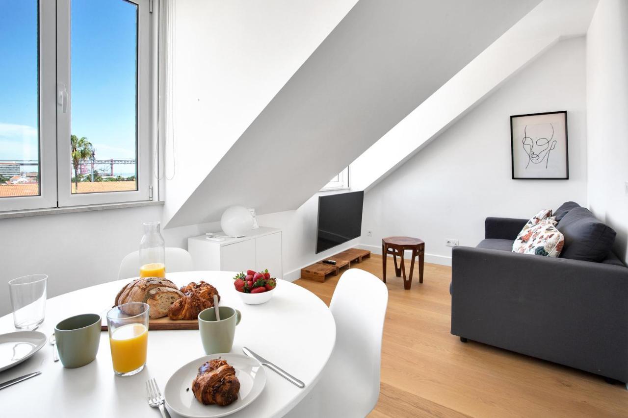 Brand New River View Apartment Belém - 1 bedroom, A/C Lissabon Buitenkant foto
